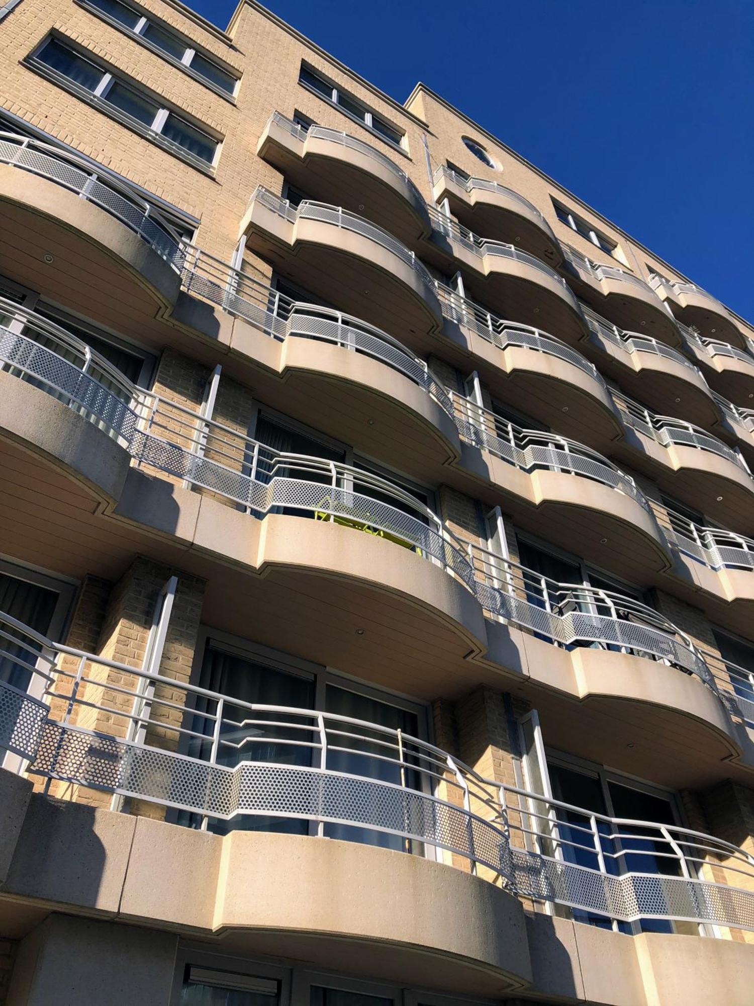 La Vie Sur - Zijdelings Zeezicht Mariakerke Oostende